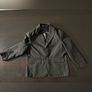 Boys Blazer Jacket by Zara Color:Black Size: Child’s “6”